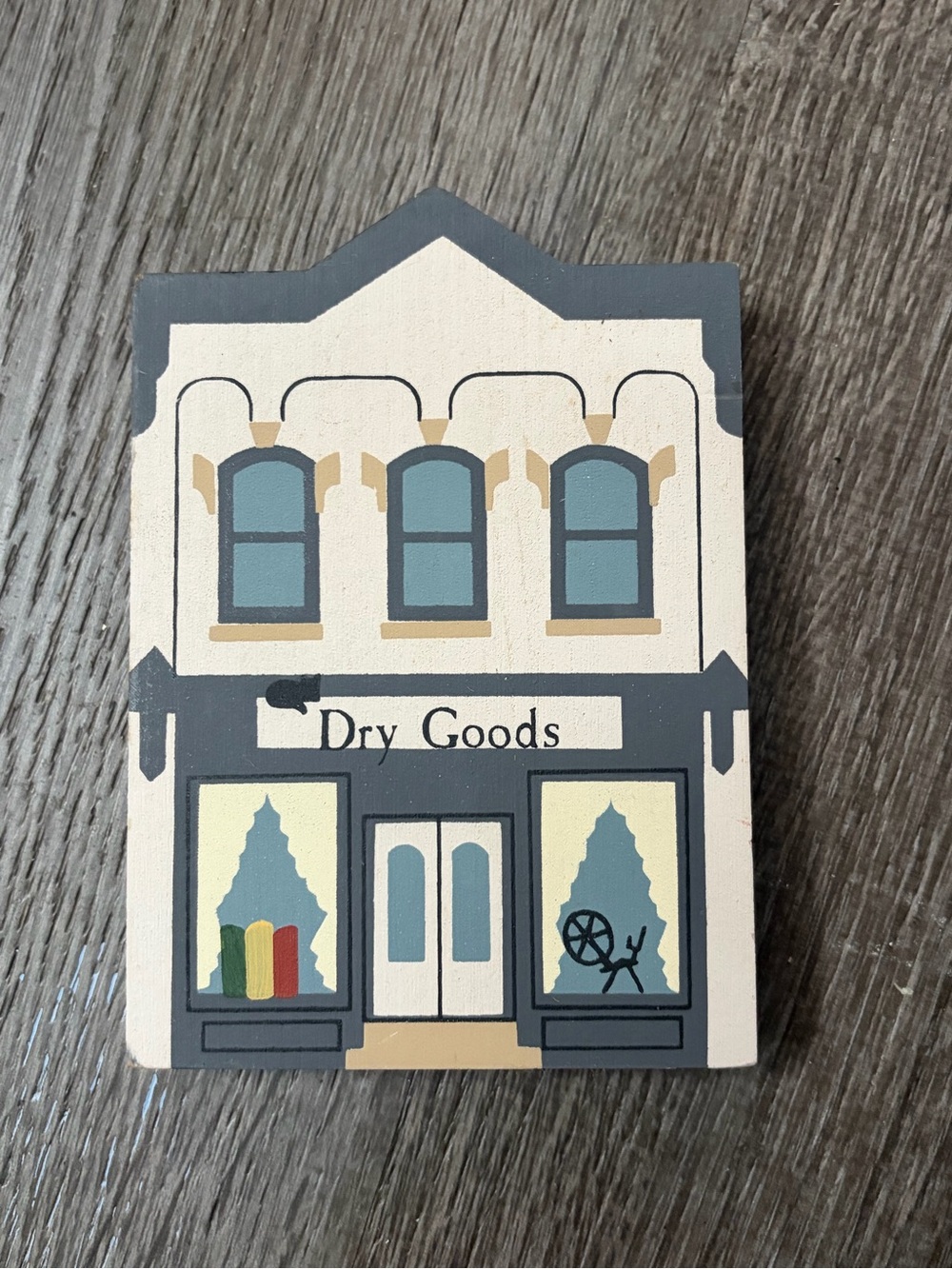 Vintage 1983 Cat’s Meow Dry Goods Store
